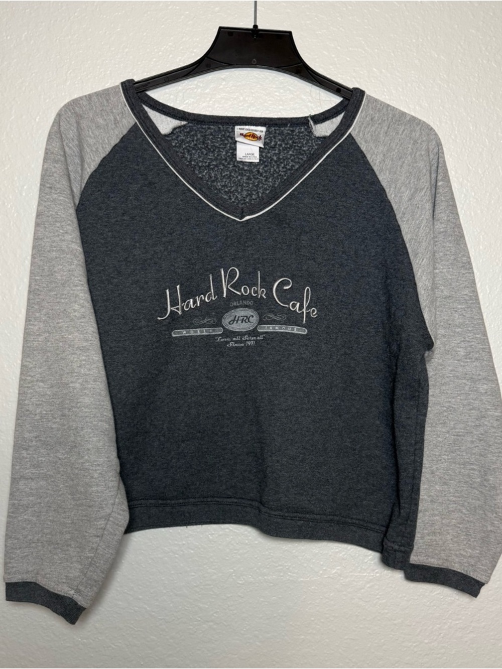 Hard Rock Cafe Women's Colorblock Crop Pullover Sweatshirt Size L Gray Vintage